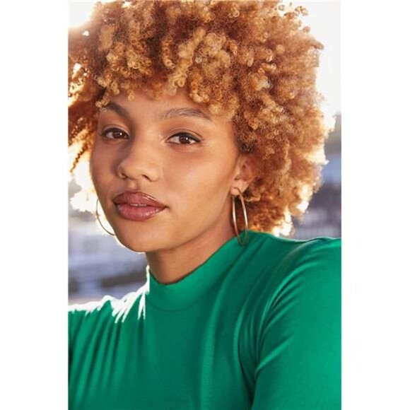 John Frieda Frizz Ease Dream Curls Daily Styling Spray for Curly Hair, 6.7 Ounce - Picture 3 of 7